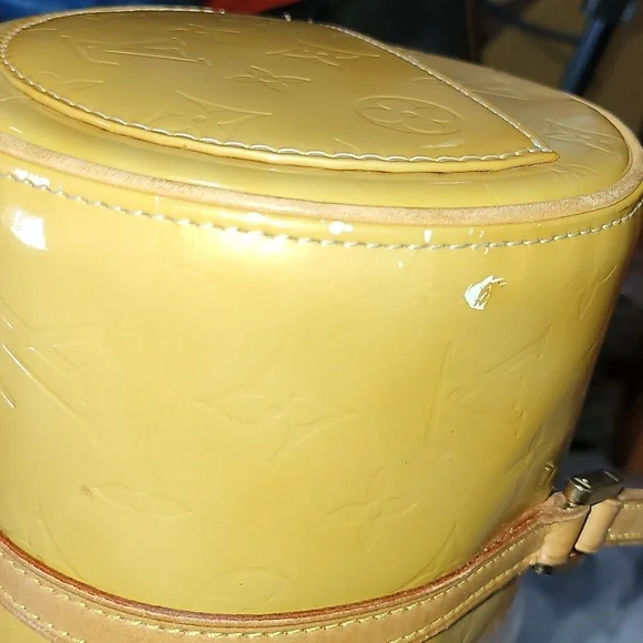 Louis Vuitton Bedford Vernis Bag - Picture 12 of 12